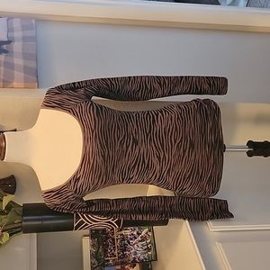 Nikibiki Seamless Long Sleeve Scoop Neck Stretchy Top